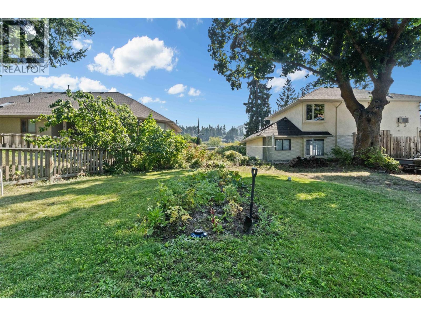 730 9 Avenue Ne, Salmon Arm, British Columbia  V1E 4A1 - Photo 54 - 10400080