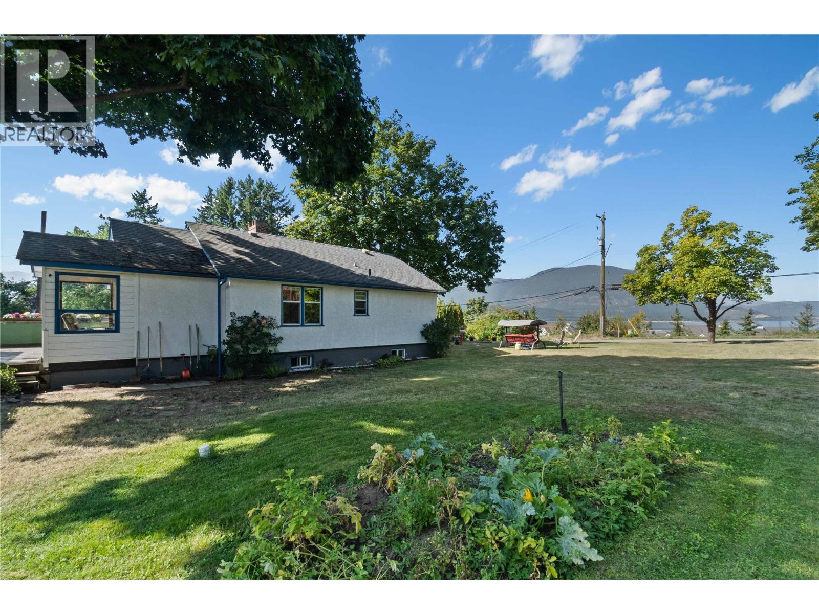 730 9 Avenue Ne, Salmon Arm, British Columbia  V1E 4A1 - Photo 58 - 10400080