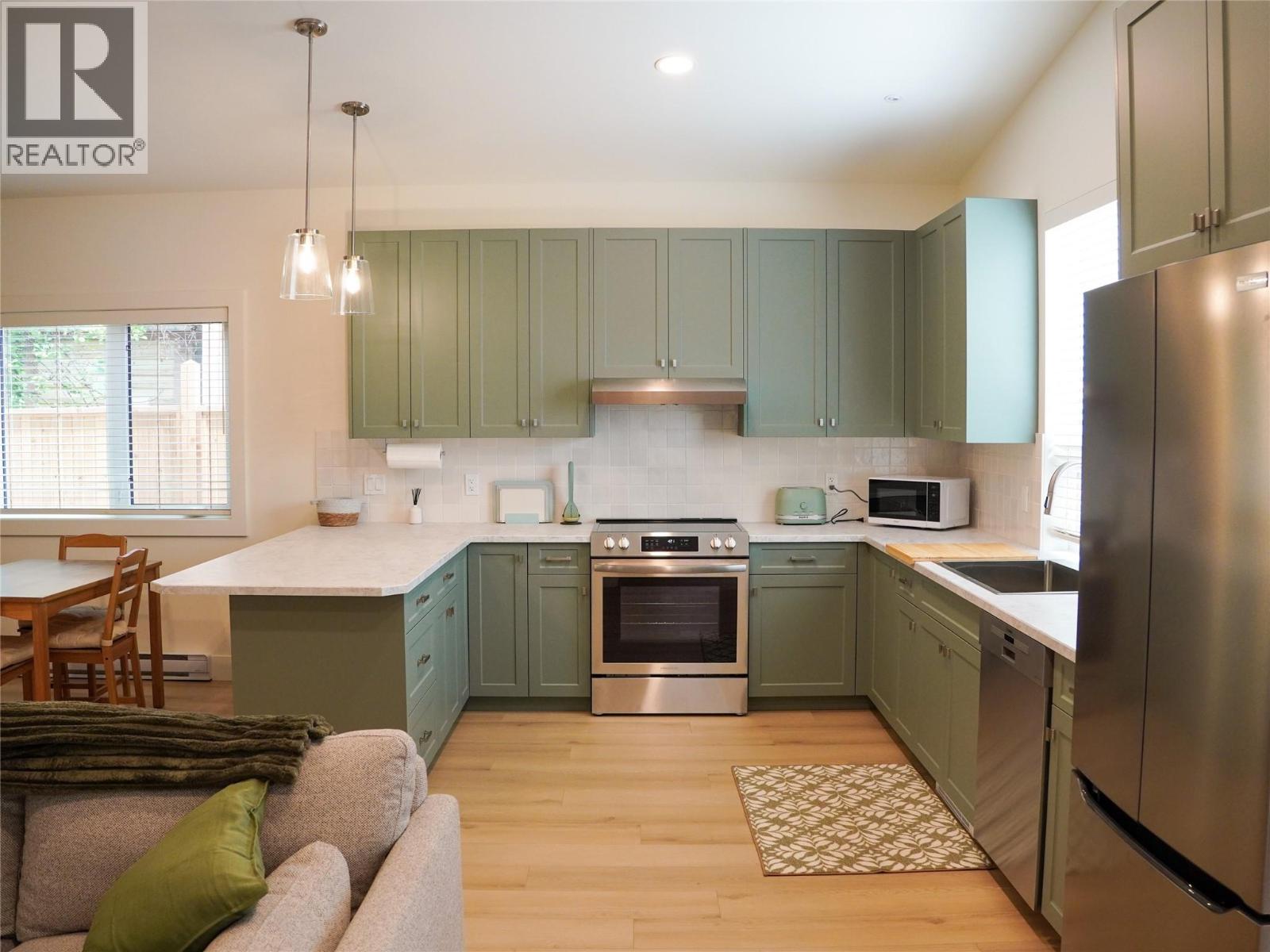 667 72nd Avenue, Grand Forks, British Columbia  V0H 1H0 - Photo 14 - 10399984