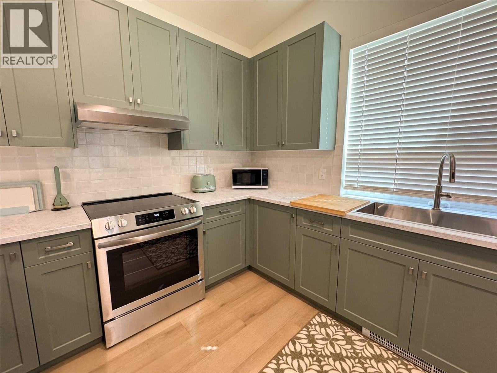 667 72nd Avenue, Grand Forks, British Columbia  V0H 1H0 - Photo 16 - 10399984