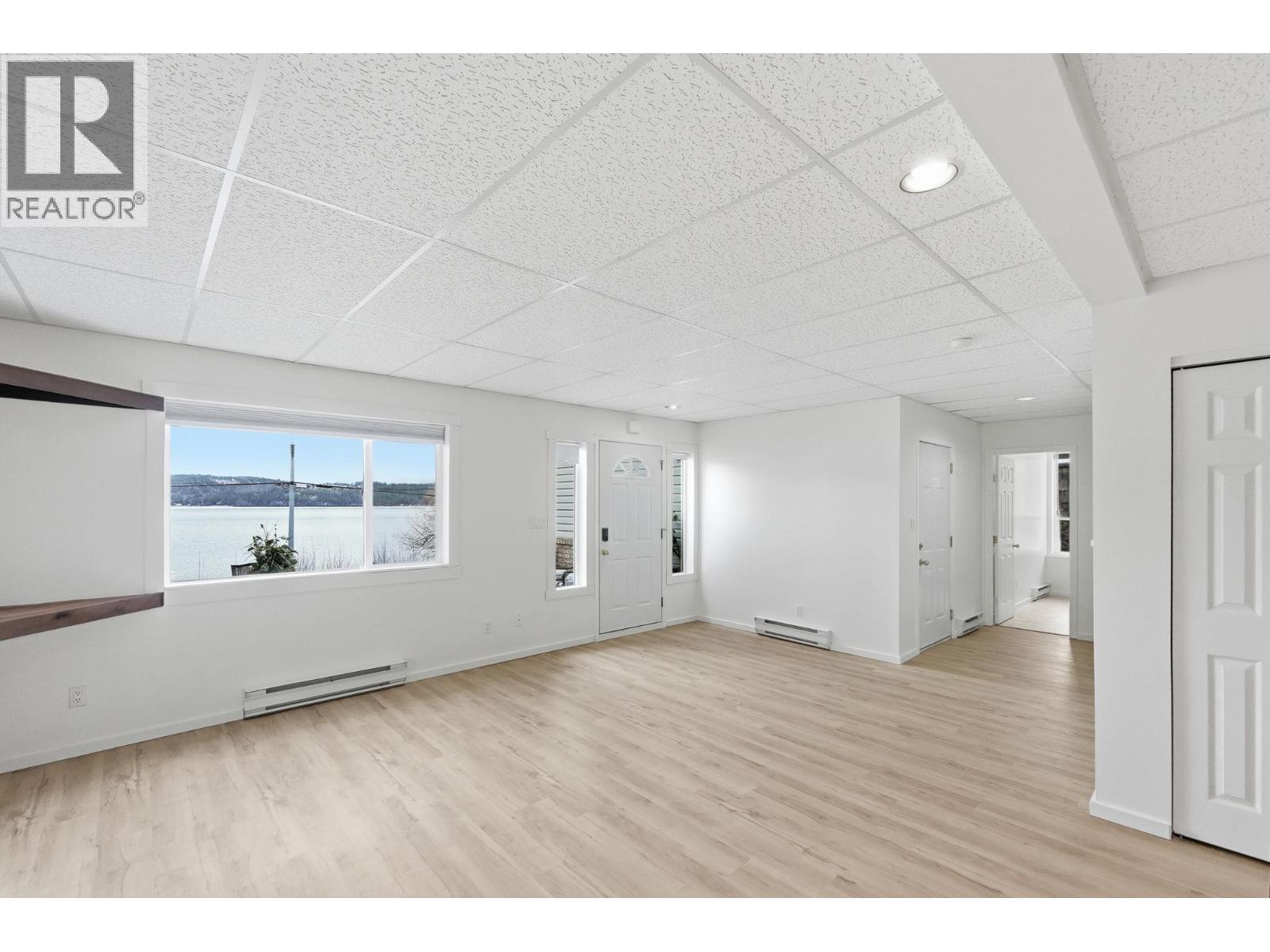 3610 Eagle Bay Road Unit# D, Eagle Bay, British Columbia  V0E 1T0 - Photo 14 - 10400217