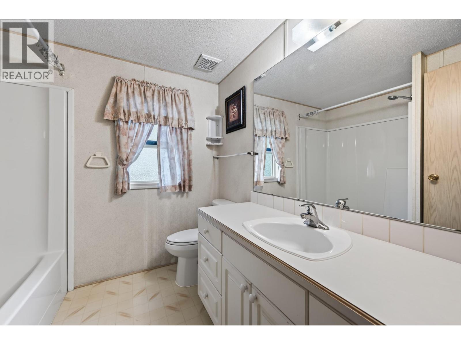 2400 Oakdale Way Unit# 71, Kamloops, British Columbia  V2B 6W7 - Photo 15 - 10400203