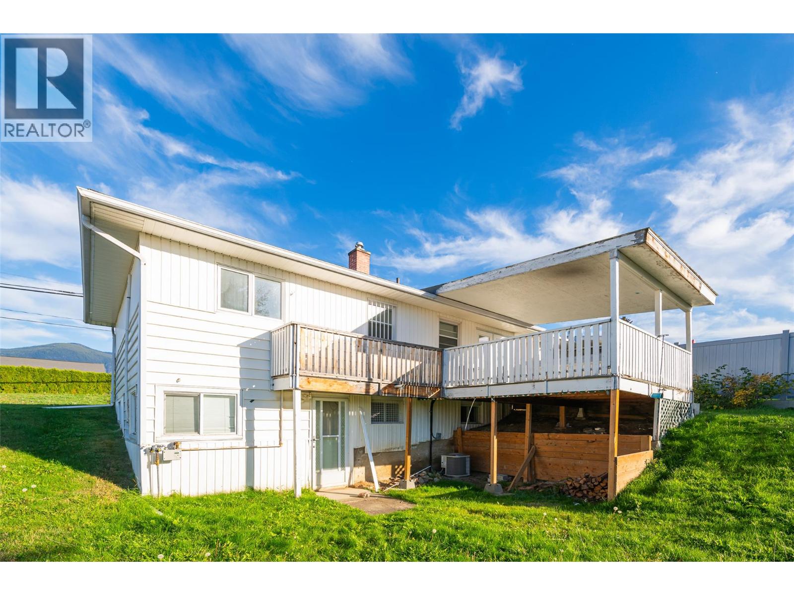 519 20th Avenue S, Creston, British Columbia  V0B 1G5 - Photo 4 - 10399957