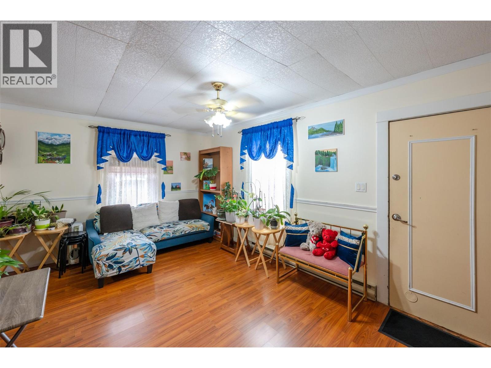 219 Hastings Avenue, Penticton, British Columbia  V2A 2V5 - Photo 3 - 10400209