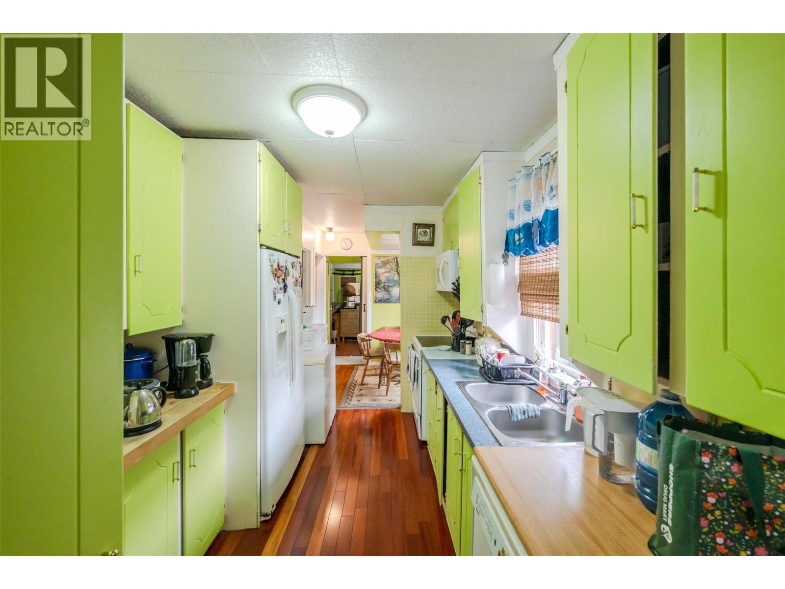 219 Hastings Avenue, Penticton, British Columbia  V2A 2V5 - Photo 7 - 10400209