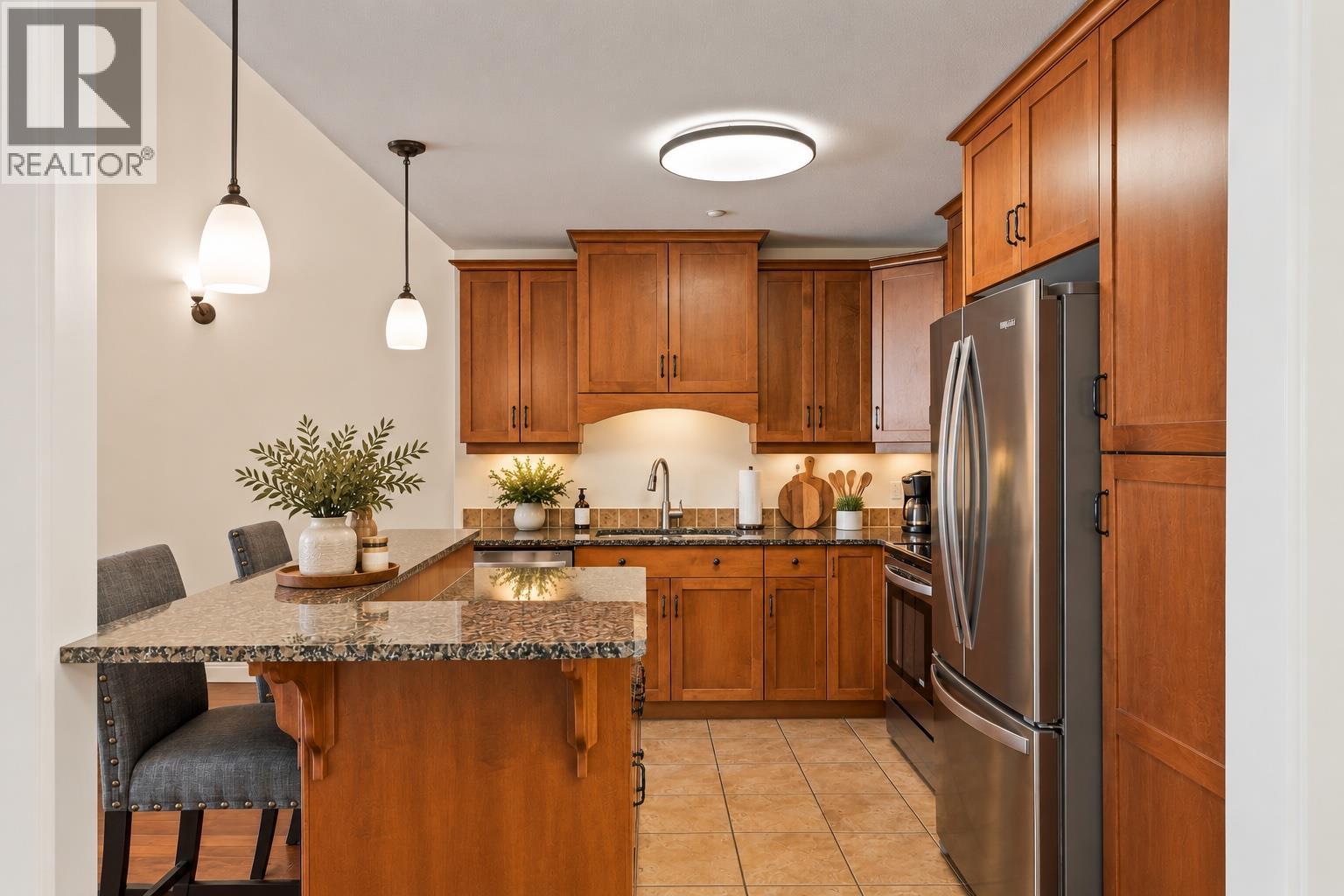 1390 Hillside Drive Unit# 305, Kamloops, British Columbia  V2E 0A6 - Photo 6 - 10400073