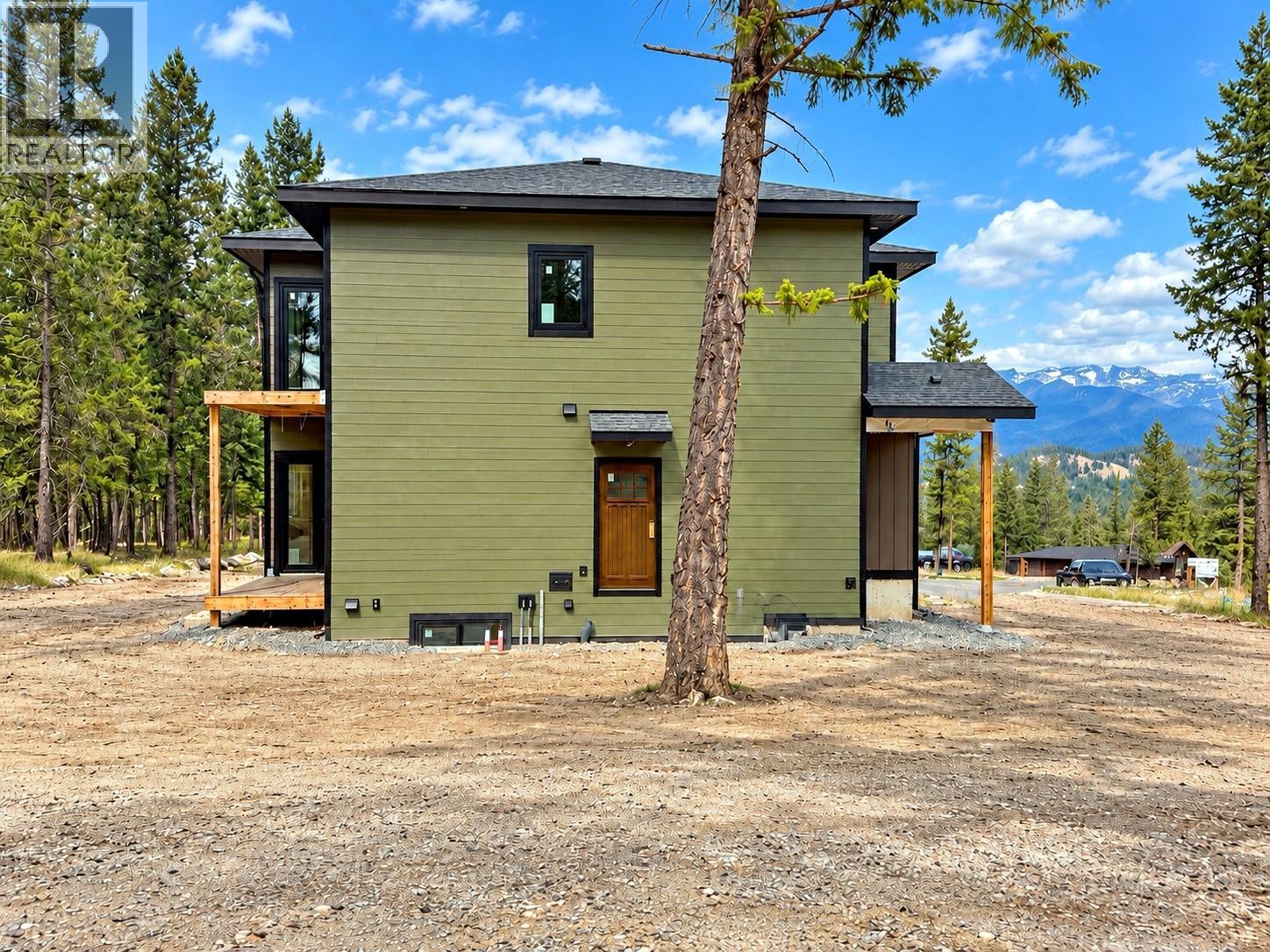 421 Wildstone Close N Unit# 3, Cranbrook, British Columbia  V1C 0G4 - Photo 3 - 10400013