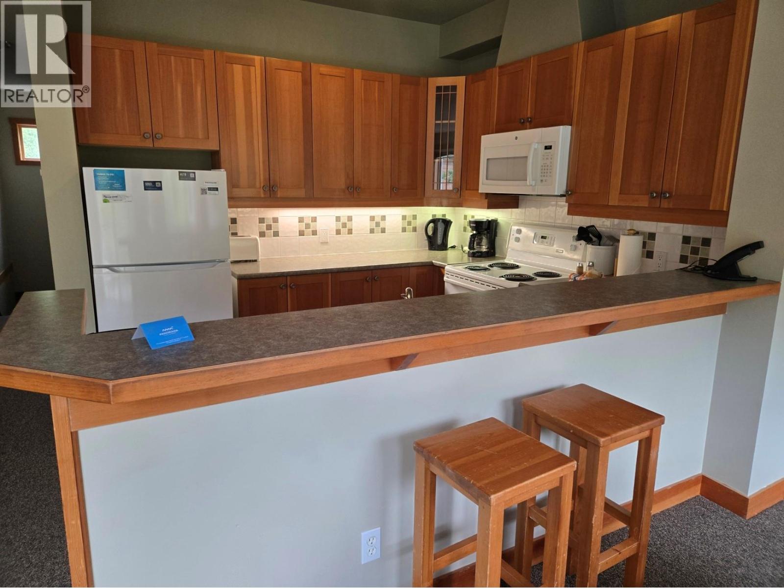 2002 Panorama Drive Unit# 10, Panorama, British Columbia  V0A 1T0 - Photo 13 - 10400009
