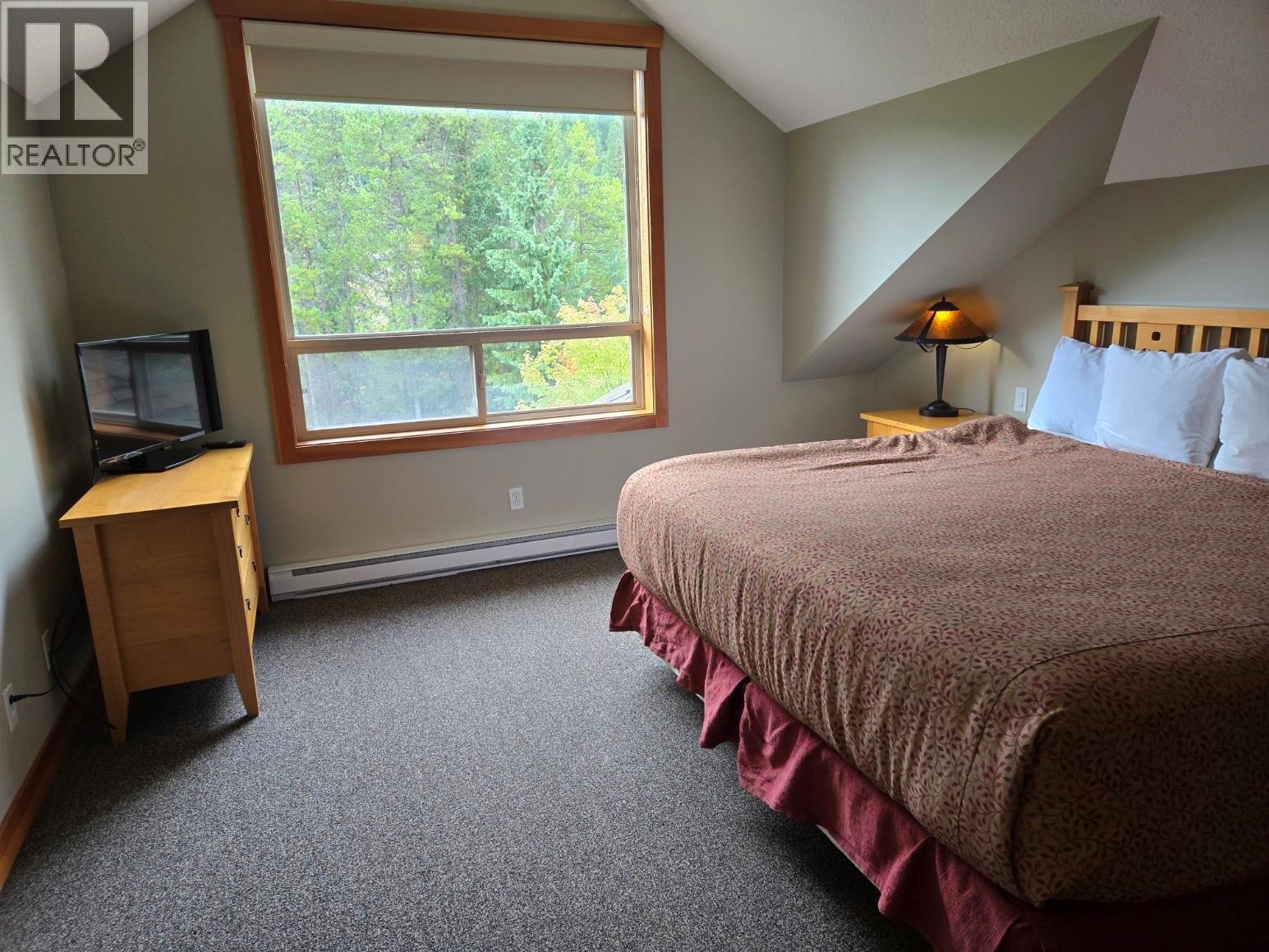 2002 Panorama Drive Unit# 10, Panorama, British Columbia  V0A 1T0 - Photo 3 - 10400009