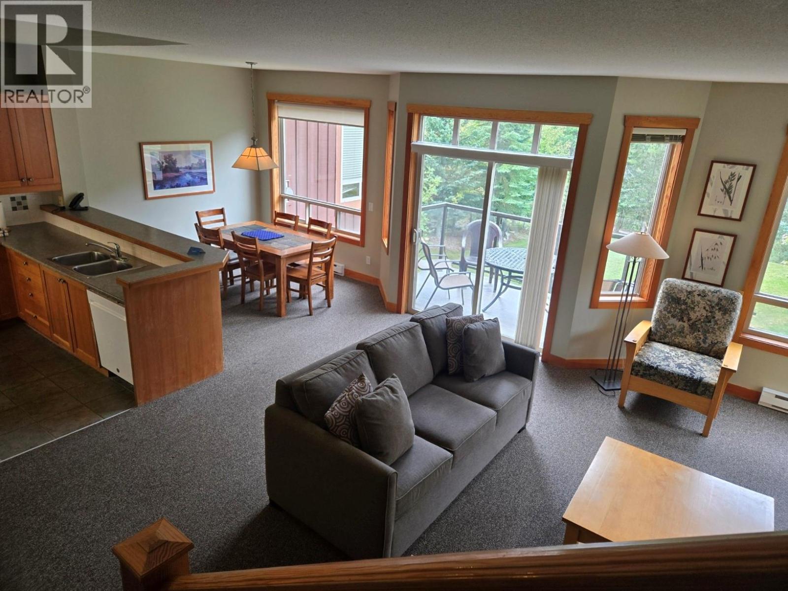 2002 Panorama Drive Unit# 10, Panorama, British Columbia  V0A 1T0 - Photo 7 - 10400009