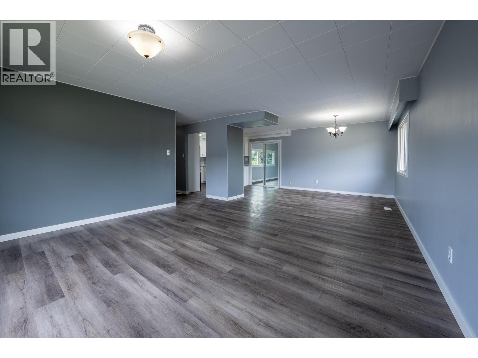 2486 Central Avenue, Grand Forks, British Columbia  V0H 1H0 - Photo 12 - 10400210