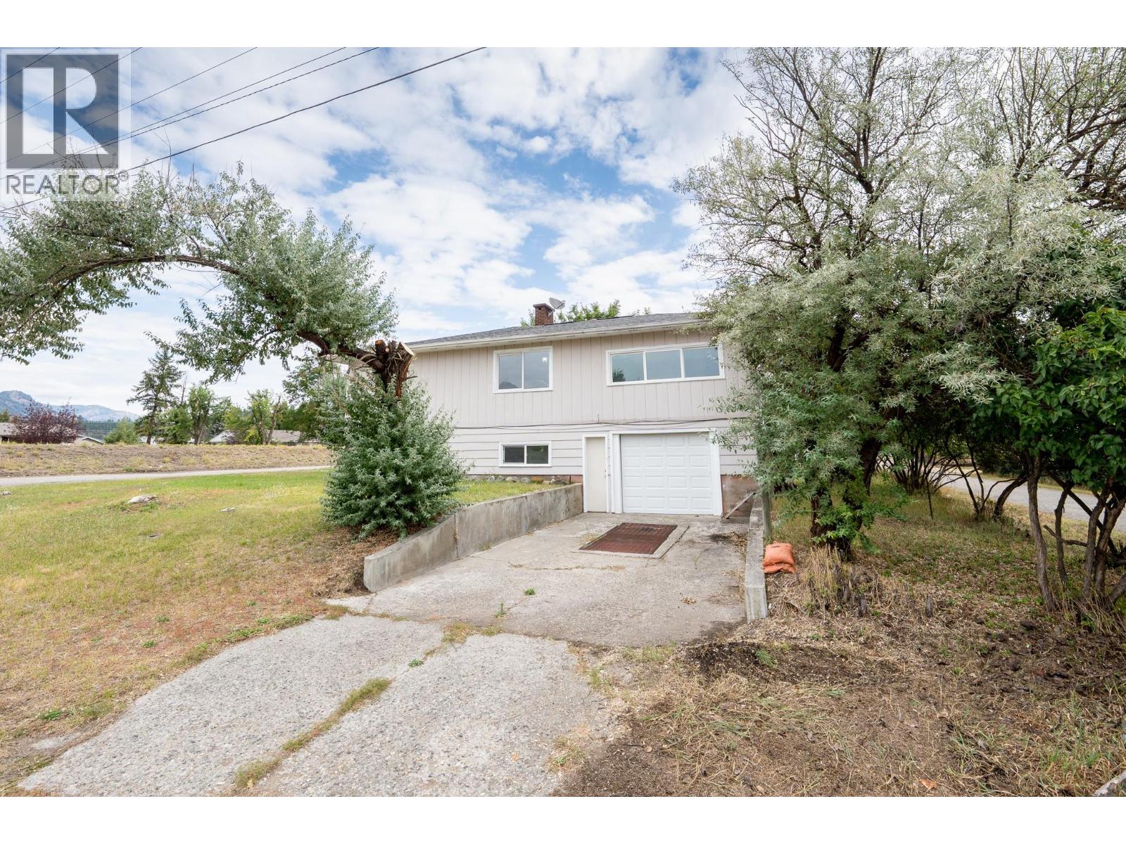 2486 Central Avenue, Grand Forks, British Columbia  V0H 1H0 - Photo 37 - 10400210