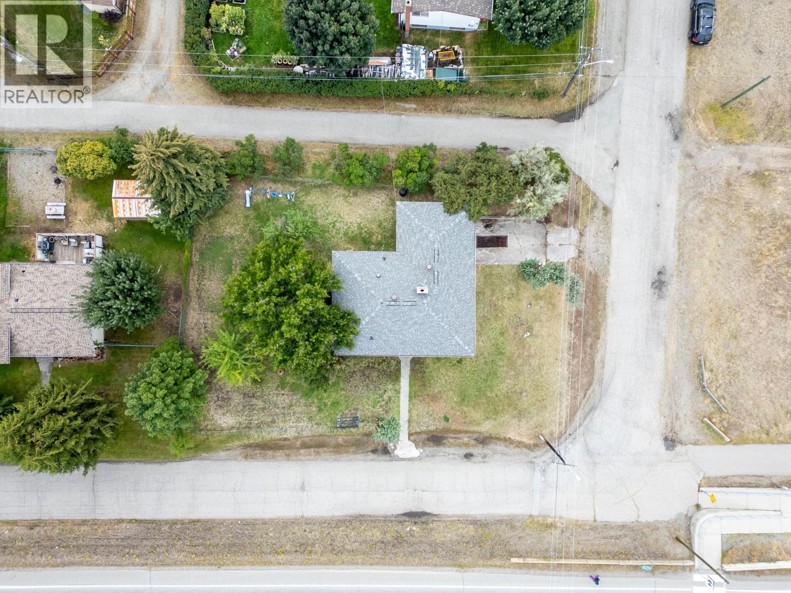 2486 Central Avenue, Grand Forks, British Columbia  V0H 1H0 - Photo 38 - 10400210