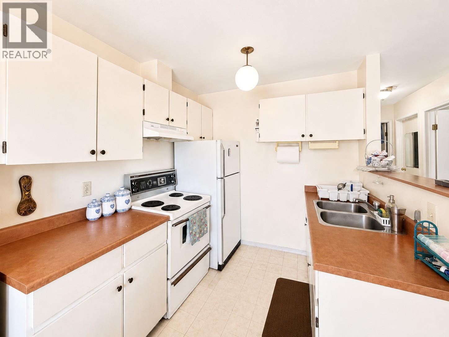 5869 Main Street Unit# 4, Oliver, British Columbia  V0H 1T9 - Photo 5 - 10398915