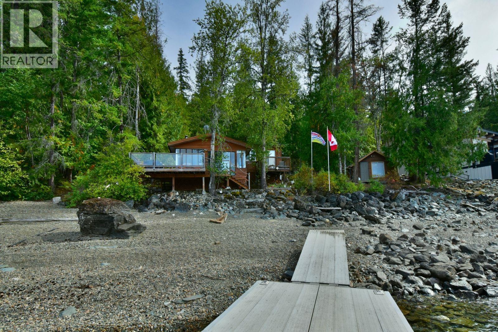 4141 Reid Road, Eagle Bay, British Columbia  V0E 1T0 - Photo 4 - 10400170