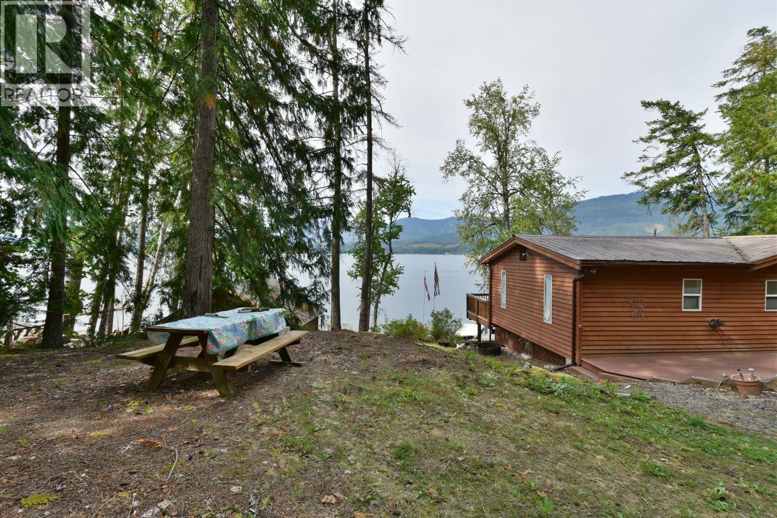 4141 Reid Road, Eagle Bay, British Columbia  V0E 1T0 - Photo 8 - 10400170