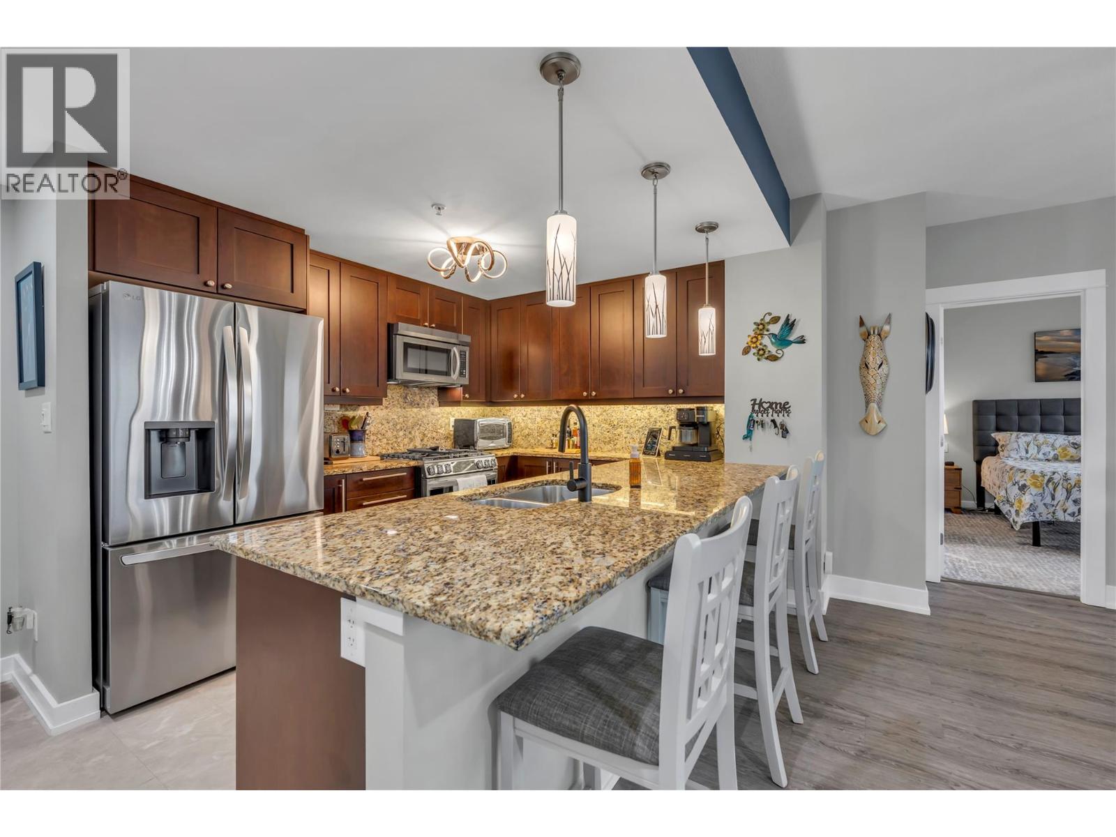 75 Martin Street Unit# 1103, Penticton, British Columbia  V2A 9C8 - Photo 4 - 10399887