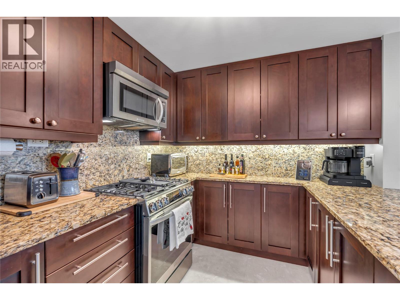 75 Martin Street Unit# 1103, Penticton, British Columbia  V2A 9C8 - Photo 5 - 10399887