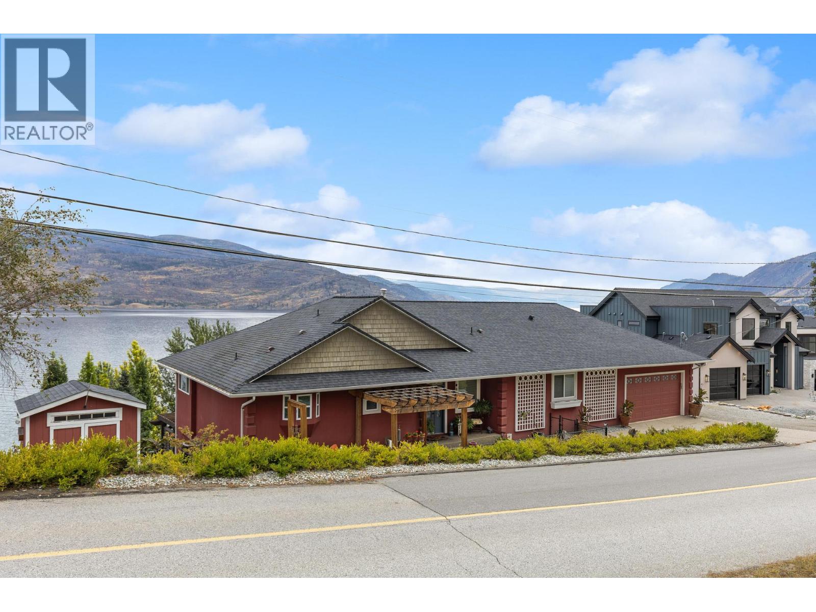6447 Renfrew Road, Peachland, British Columbia  V0H 1X7 - Photo 2 - 10400250