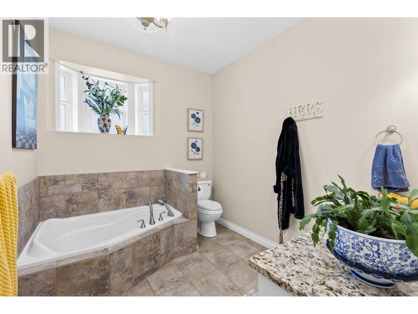 6447 Renfrew Road, Peachland, British Columbia  V0H 1X7 - Photo 30 - 10400250