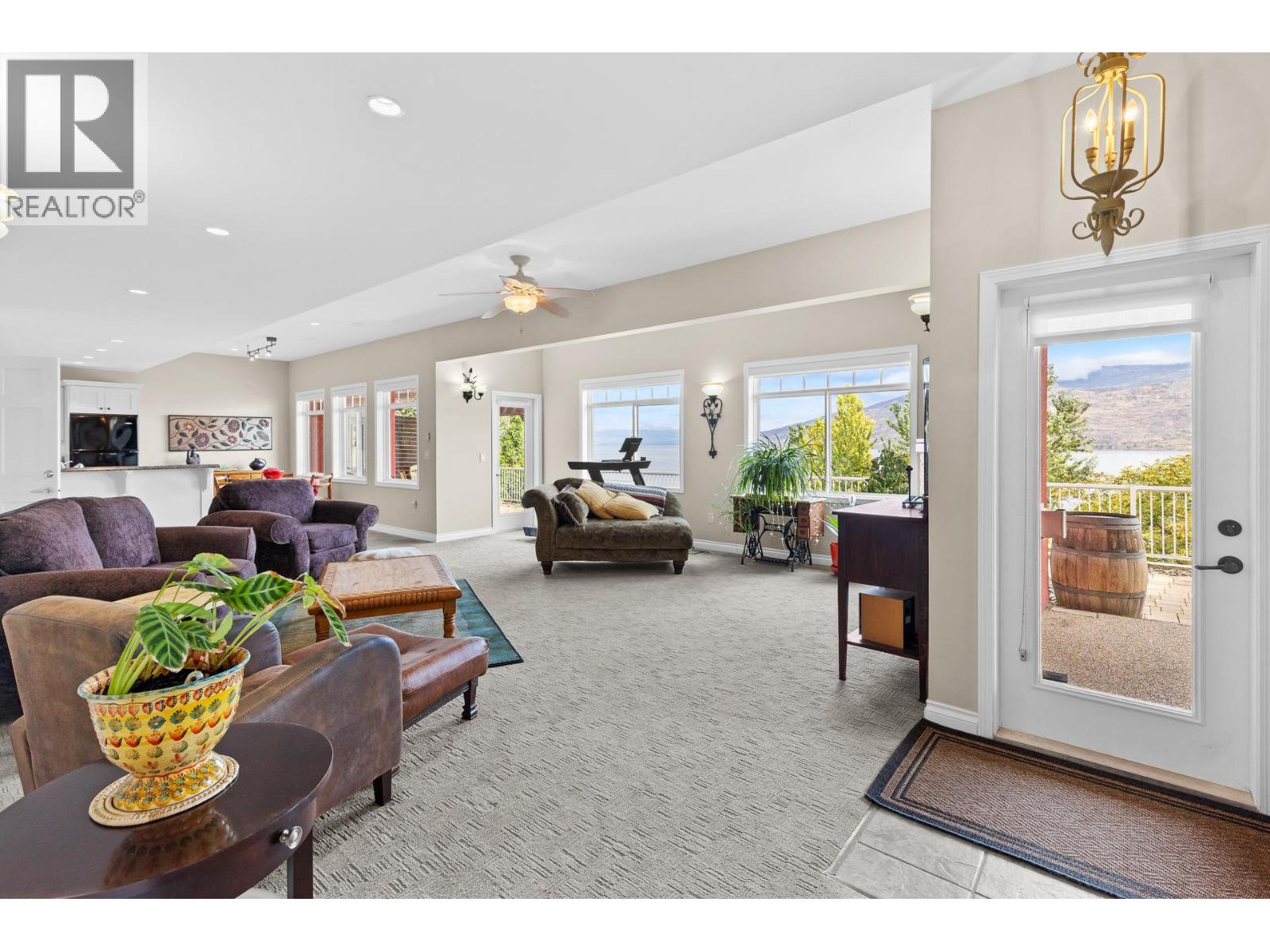 6447 Renfrew Road, Peachland, British Columbia  V0H 1X7 - Photo 45 - 10400250