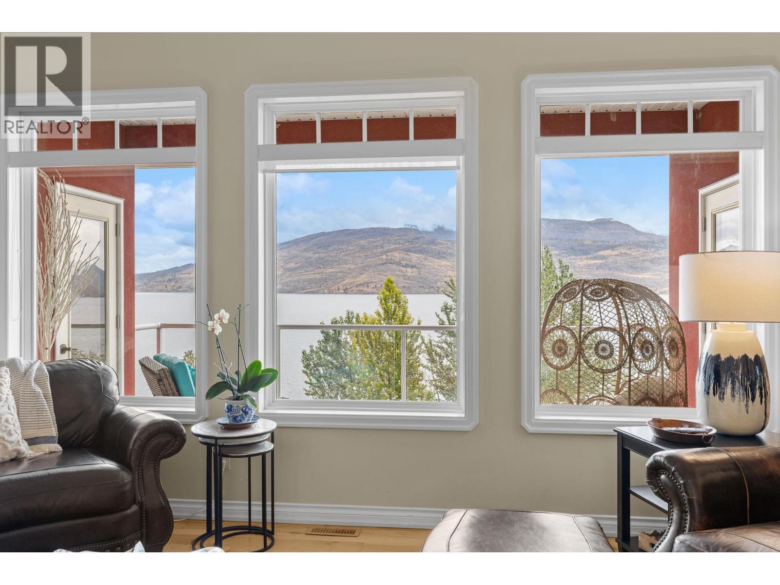 6447 Renfrew Road, Peachland, British Columbia  V0H 1X7 - Photo 9 - 10400250