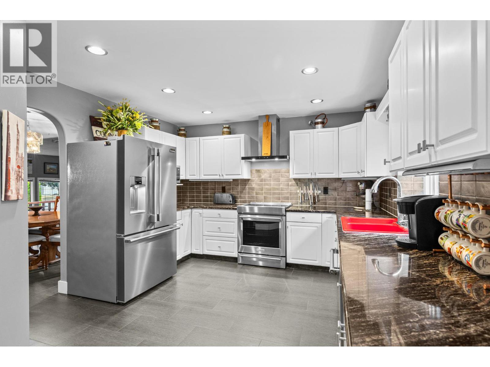 1849 Portland Place, Kelowna, British Columbia  V1V 1P9 - Photo 12 - 10400269