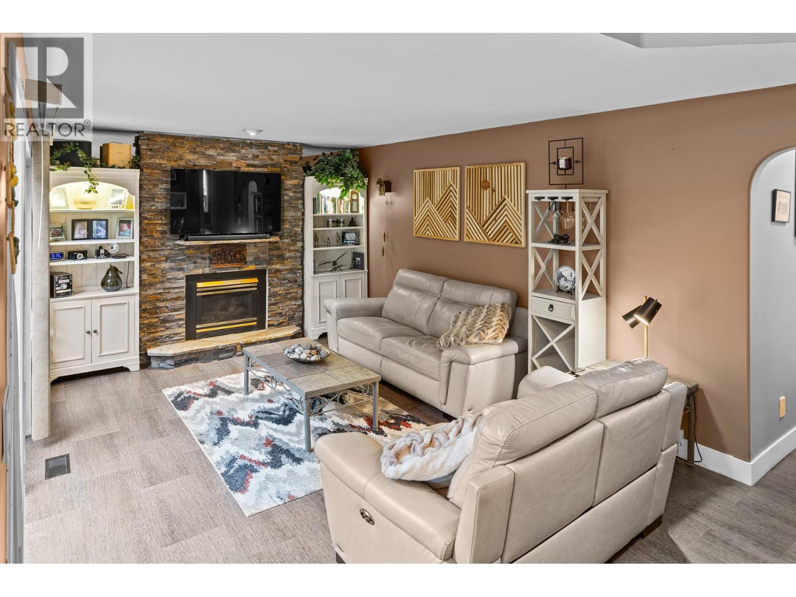 1849 Portland Place, Kelowna, British Columbia  V1V 1P9 - Photo 17 - 10400269