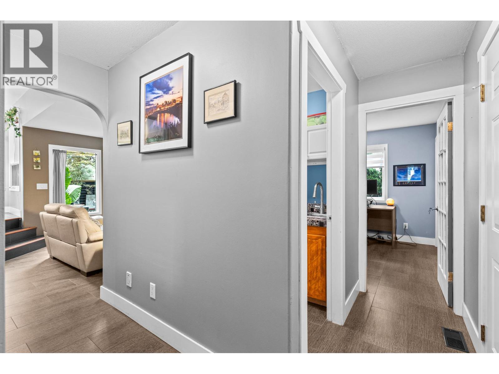 1849 Portland Place, Kelowna, British Columbia  V1V 1P9 - Photo 21 - 10400269