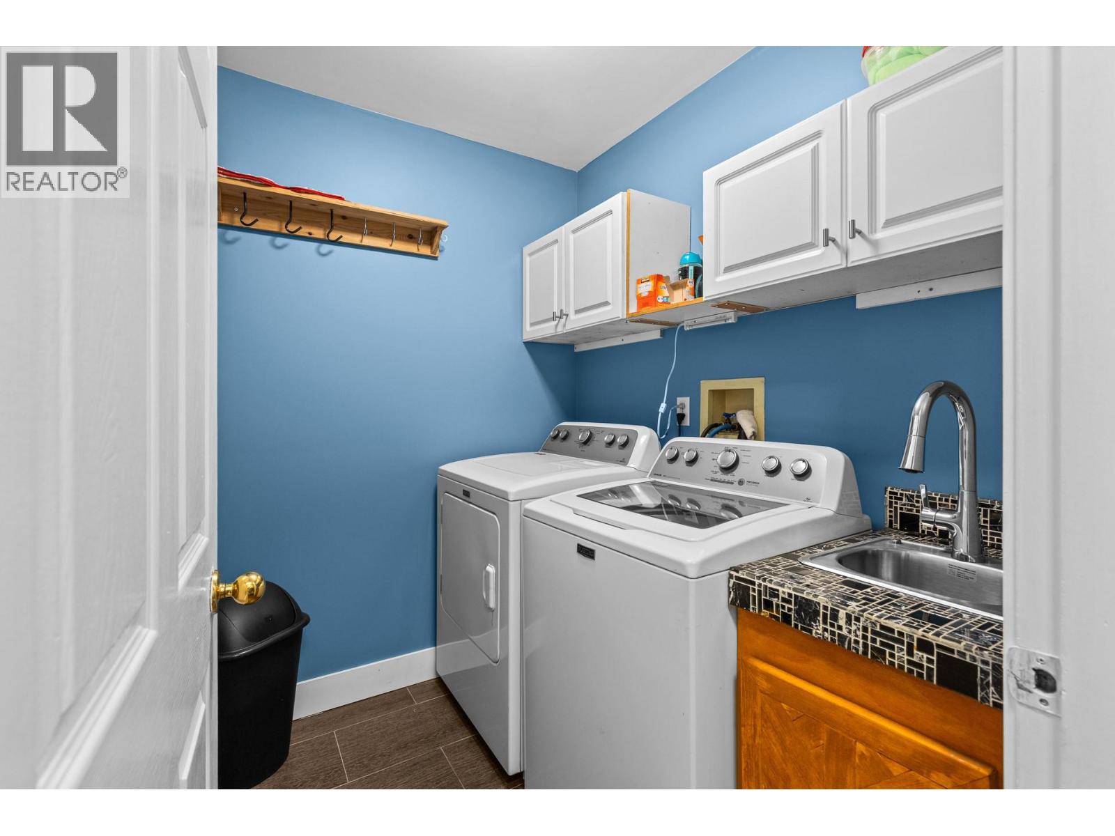 1849 Portland Place, Kelowna, British Columbia  V1V 1P9 - Photo 22 - 10400269
