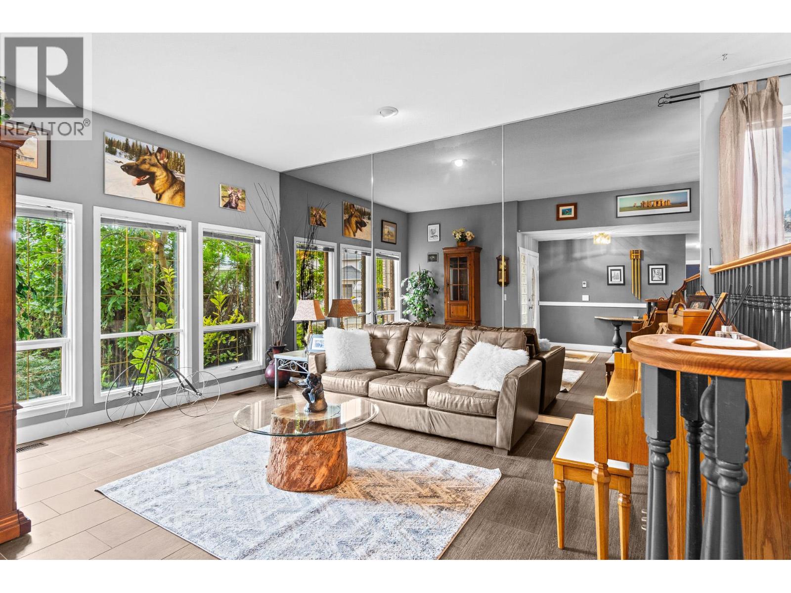 1849 Portland Place, Kelowna, British Columbia  V1V 1P9 - Photo 3 - 10400269