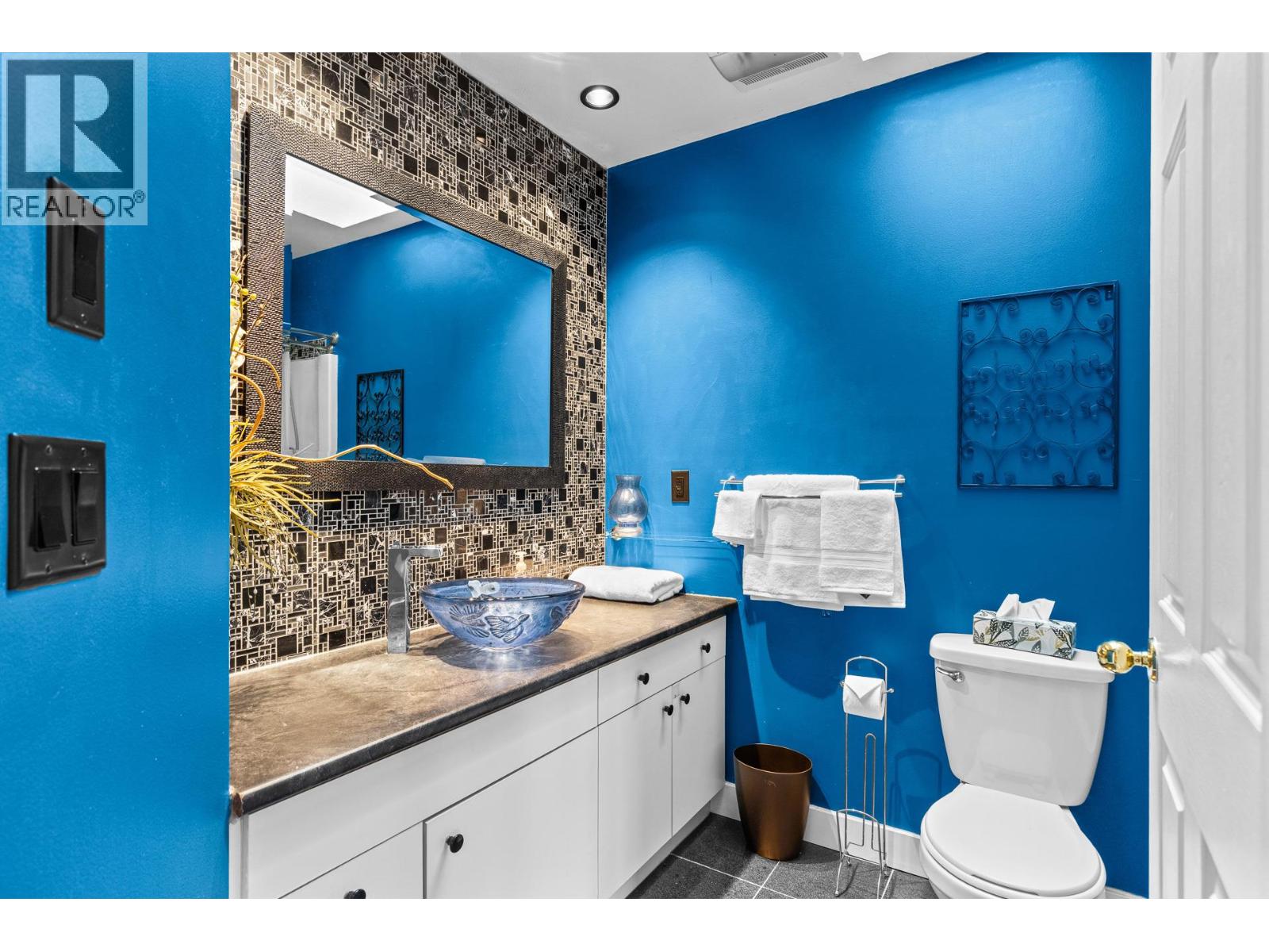 1849 Portland Place, Kelowna, British Columbia  V1V 1P9 - Photo 35 - 10400269