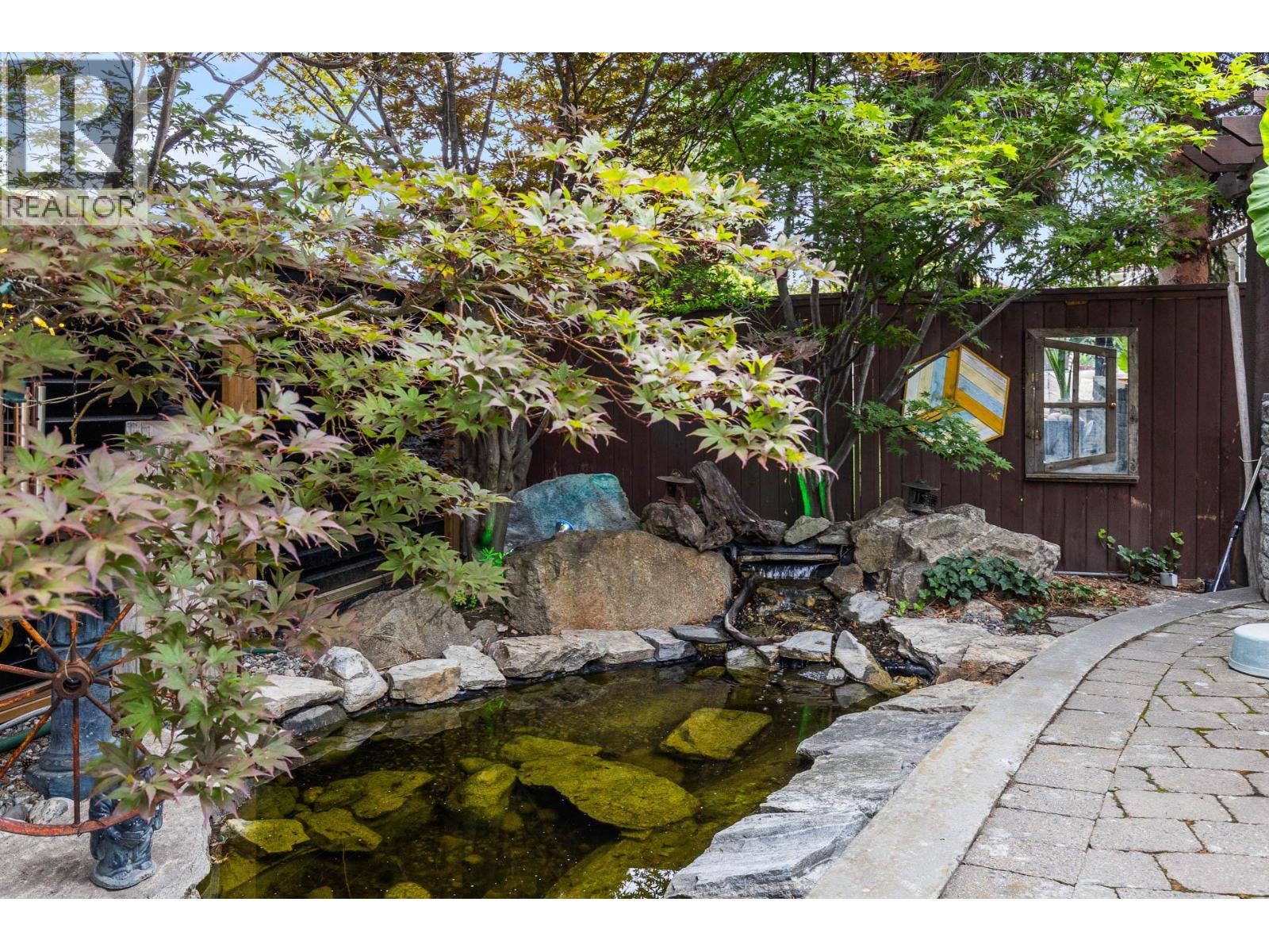 1849 Portland Place, Kelowna, British Columbia  V1V 1P9 - Photo 54 - 10400269