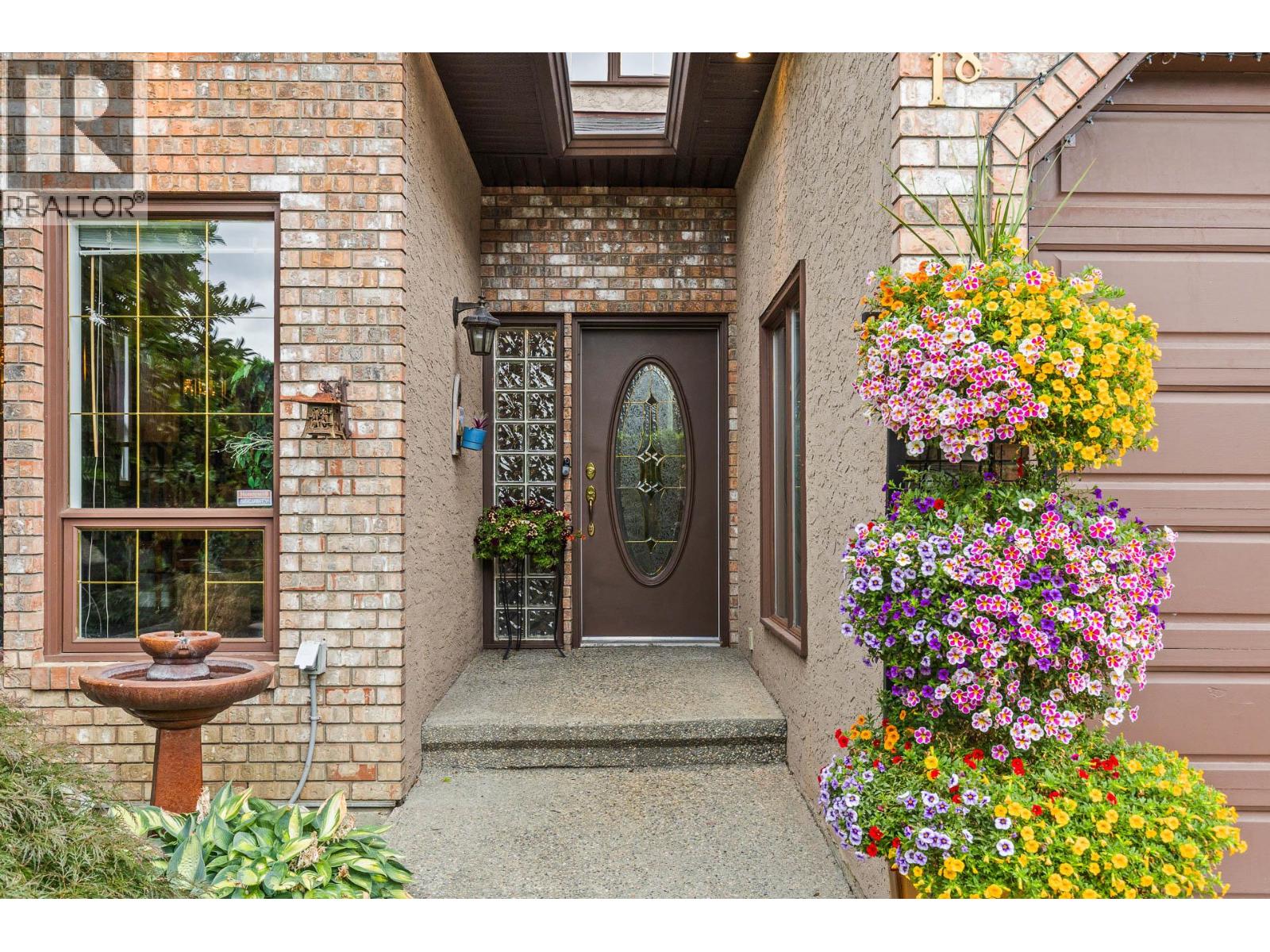1849 Portland Place, Kelowna, British Columbia  V1V 1P9 - Photo 55 - 10400269