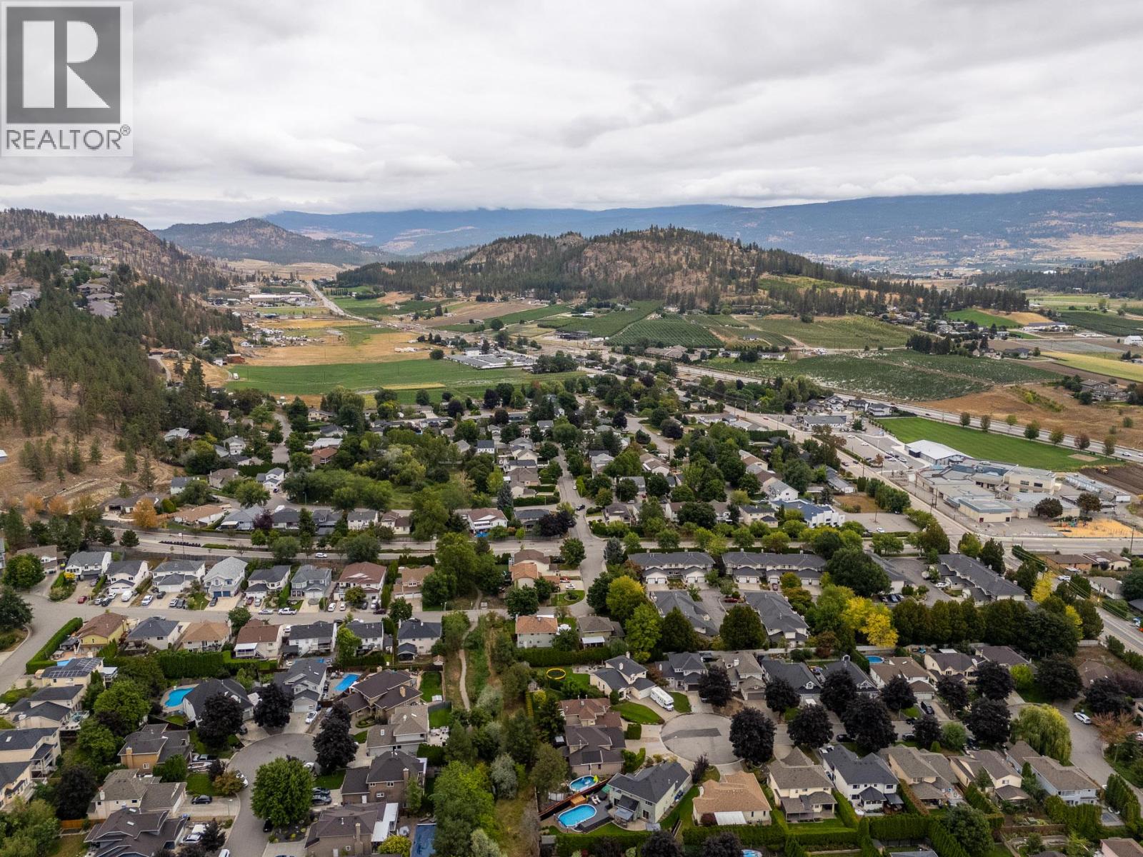 1849 Portland Place, Kelowna, British Columbia  V1V 1P9 - Photo 66 - 10400269