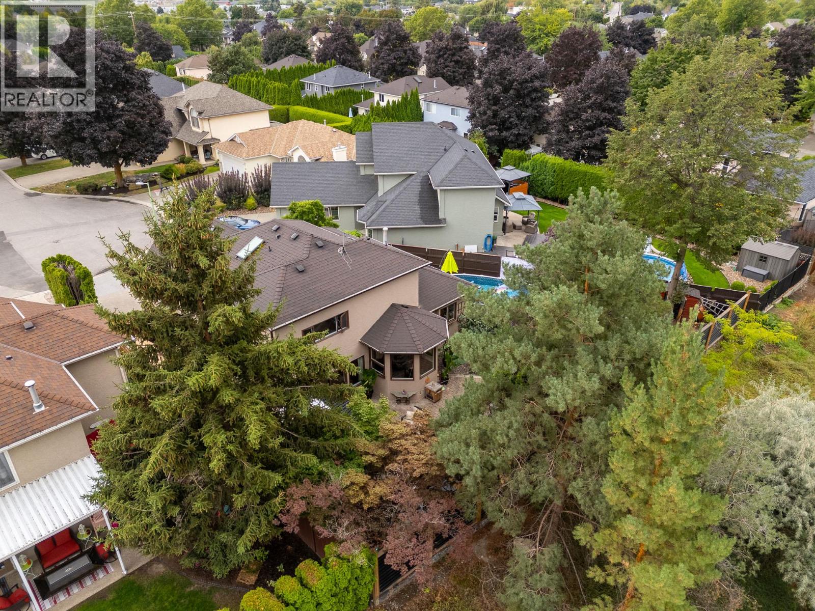 1849 Portland Place, Kelowna, British Columbia  V1V 1P9 - Photo 74 - 10400269