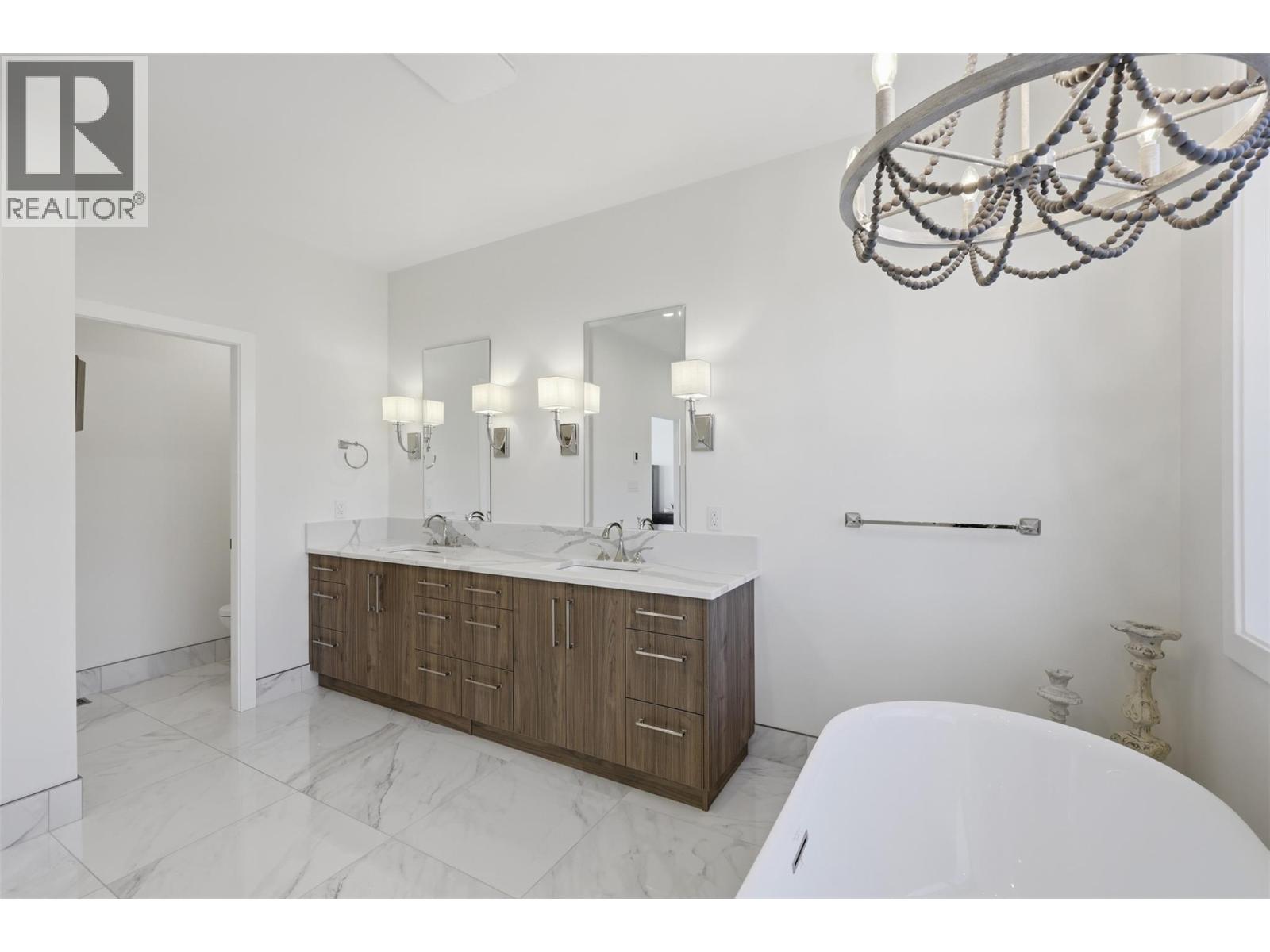 325 Rue Cheval Noir, Kamloops, British Columbia  V1S 0G2 - Photo 47 - 10399662
