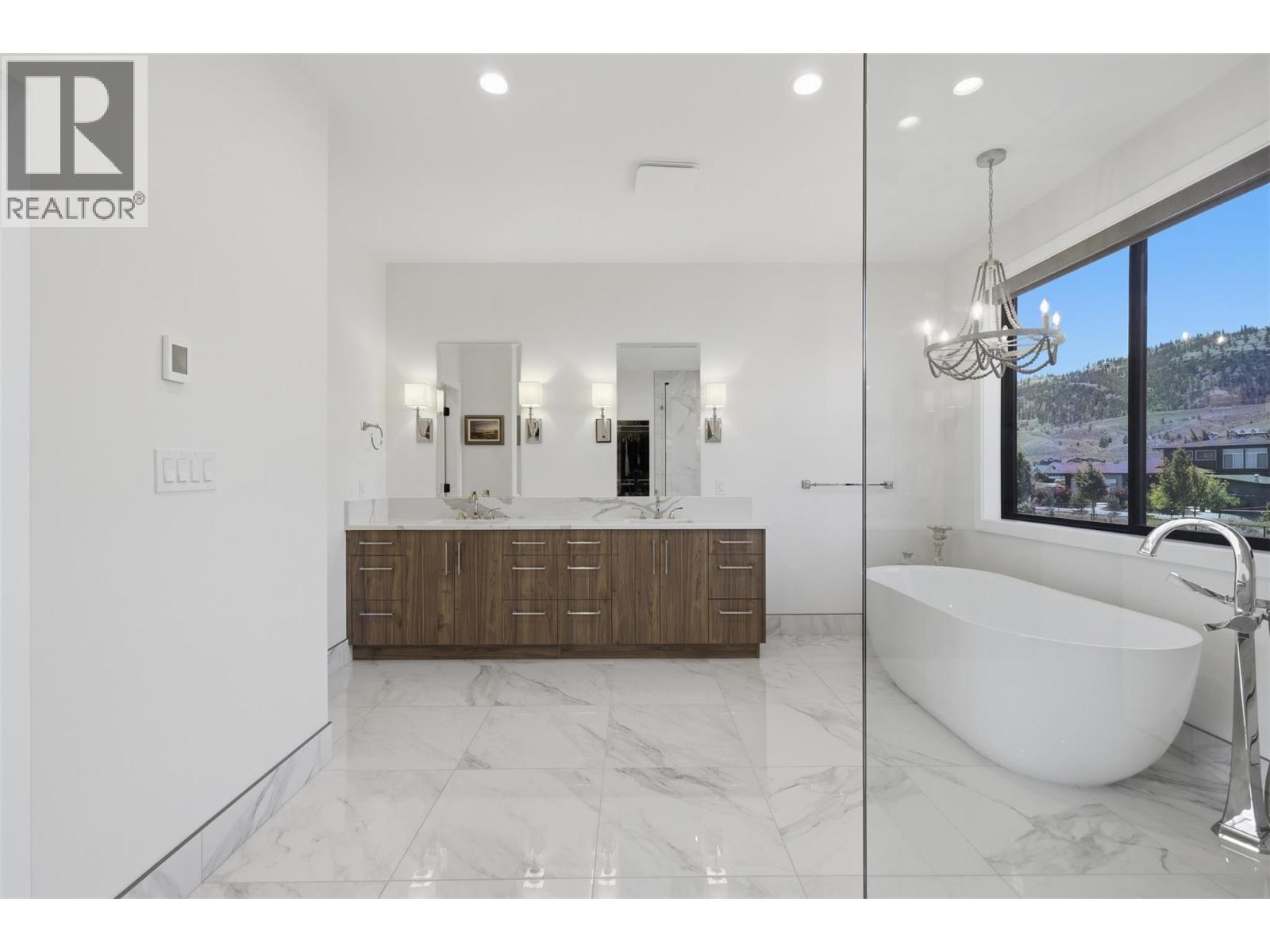325 Rue Cheval Noir, Kamloops, British Columbia  V1S 0G2 - Photo 48 - 10399662
