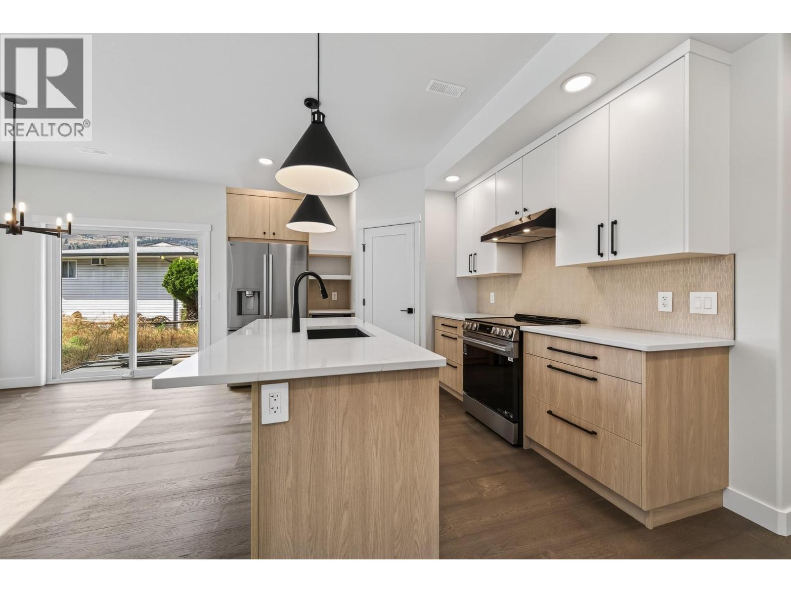 723 Lyne Road, Kamloops, British Columbia  V2B 6Z7 - Photo 6 - 10400150