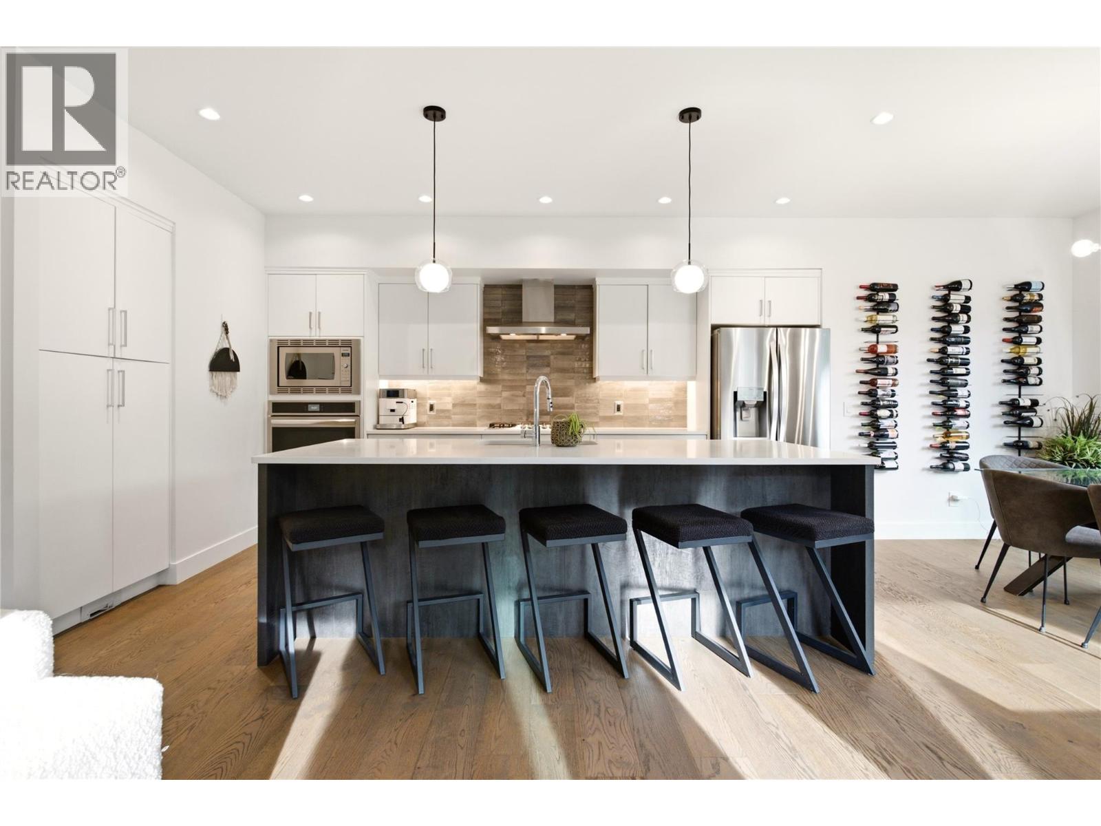 1215 Ponds Avenue, Kelowna, British Columbia  V1W 5N1 - Photo 14 - 10400097