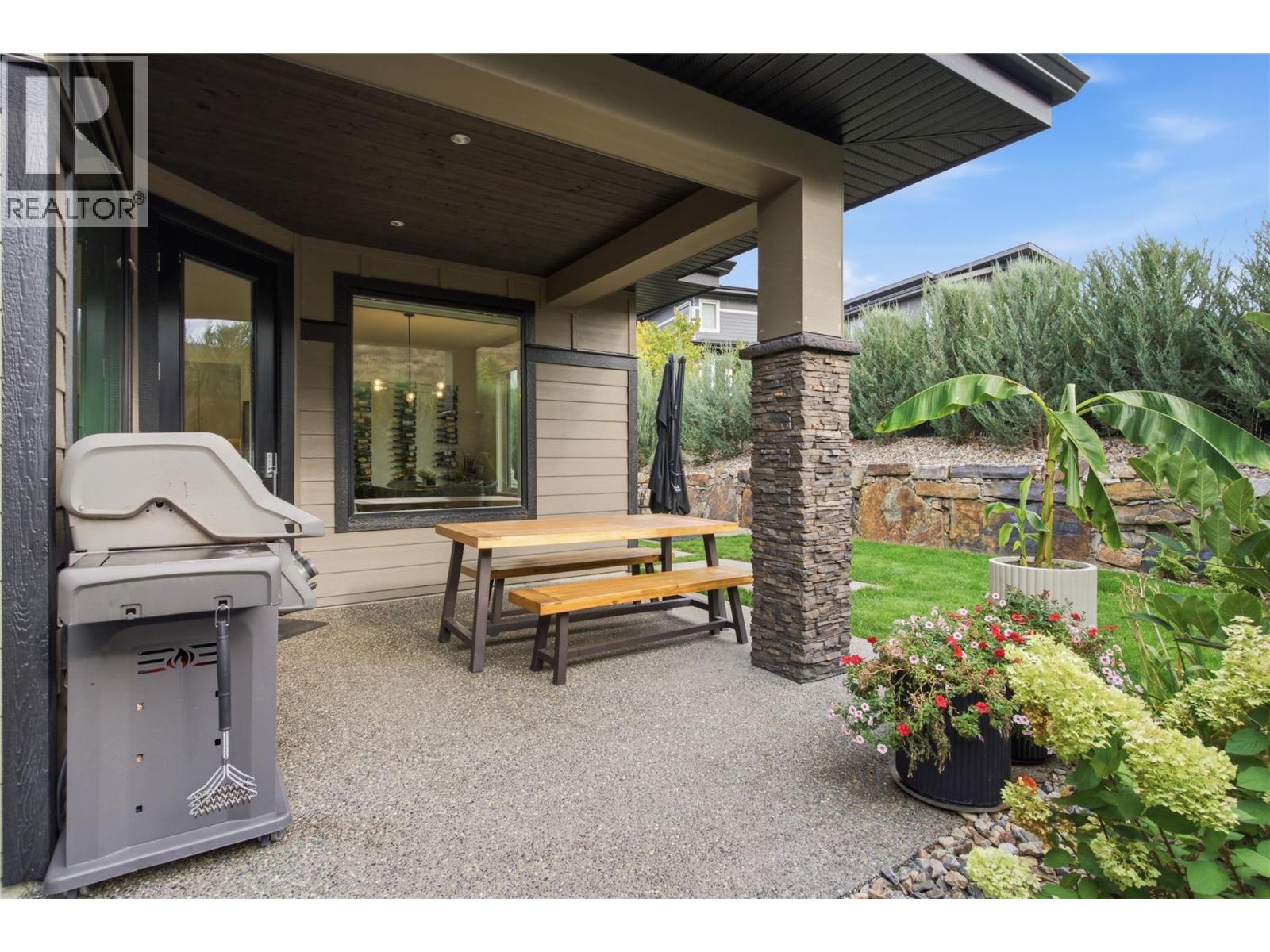 1215 Ponds Avenue, Kelowna, British Columbia  V1W 5N1 - Photo 20 - 10400097