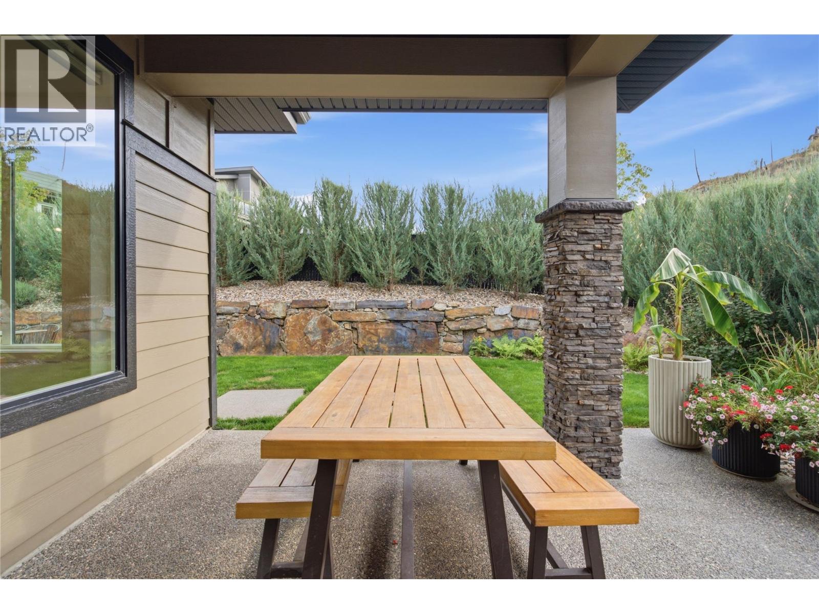 1215 Ponds Avenue, Kelowna, British Columbia  V1W 5N1 - Photo 21 - 10400097