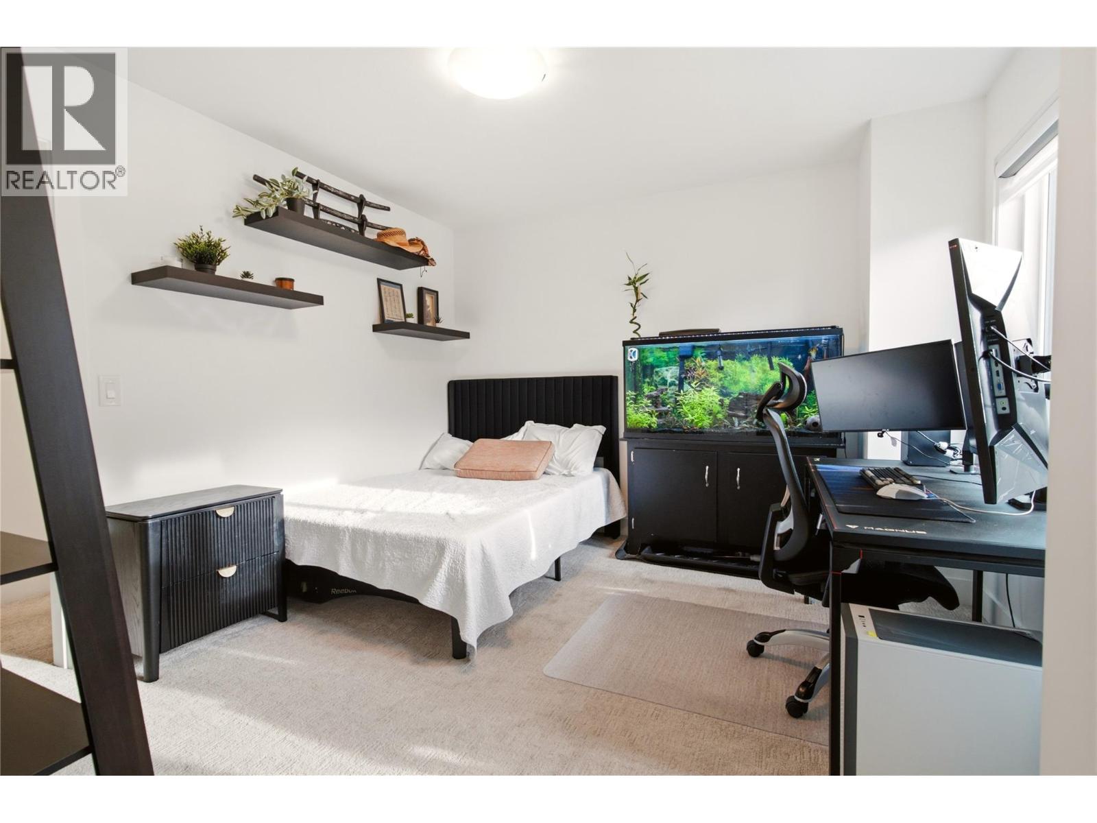 1215 Ponds Avenue, Kelowna, British Columbia  V1W 5N1 - Photo 35 - 10400097