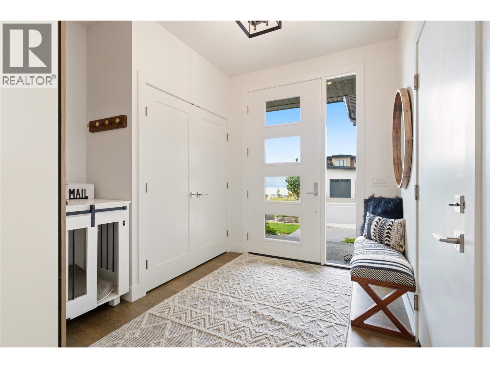 1215 Ponds Avenue, Kelowna, British Columbia  V1W 5N1 - Photo 5 - 10400097