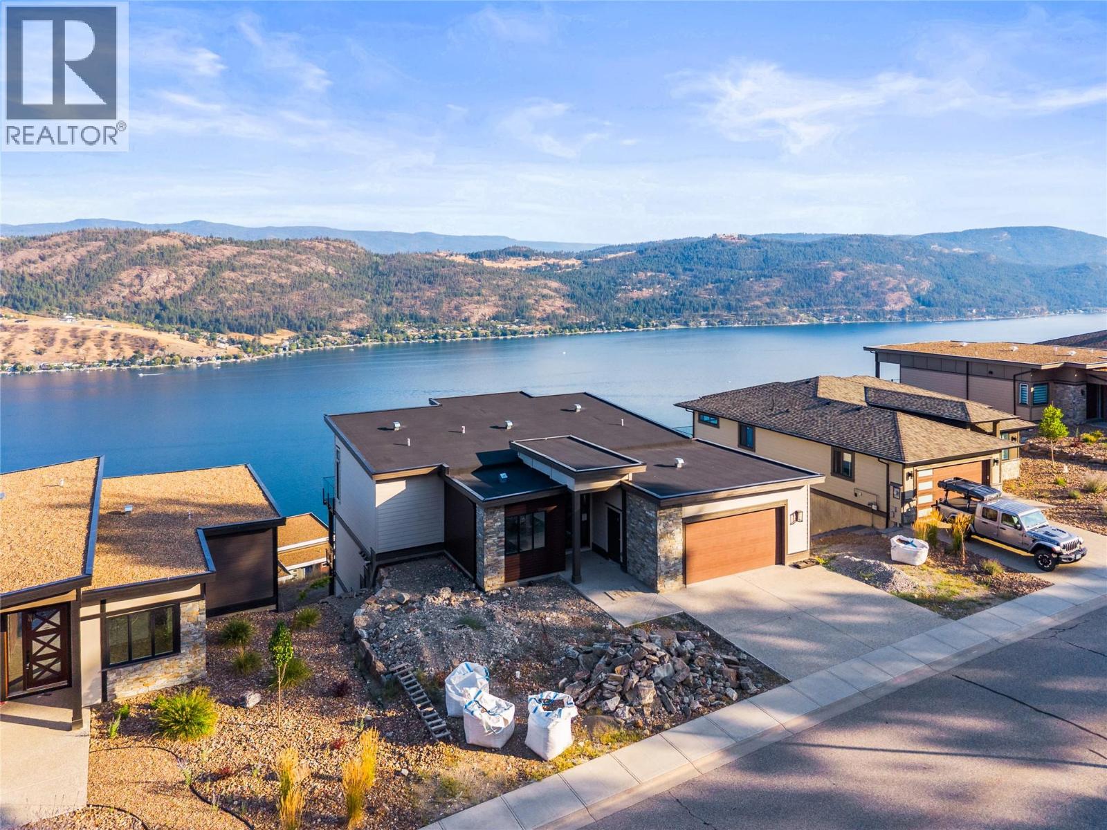 8940 Tavistock Road, Vernon, British Columbia  V1H 2L4 - Photo 3 - 10400281