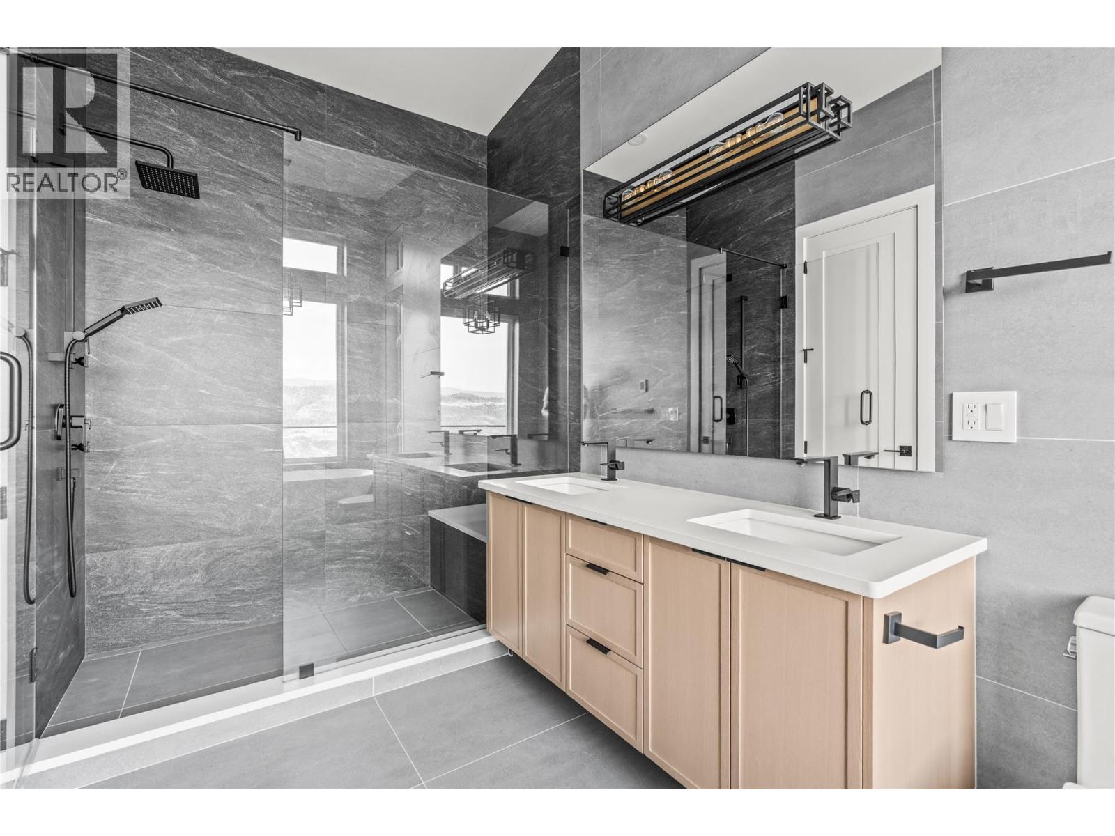 8940 Tavistock Road, Vernon, British Columbia  V1H 2L4 - Photo 34 - 10400281