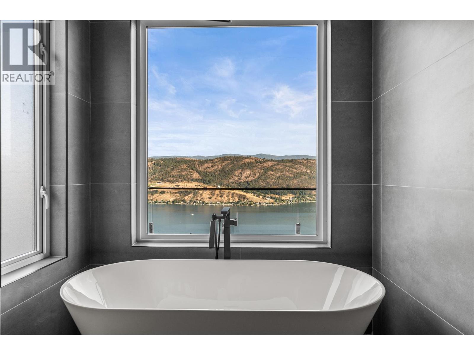 8940 Tavistock Road, Vernon, British Columbia  V1H 2L4 - Photo 35 - 10400281