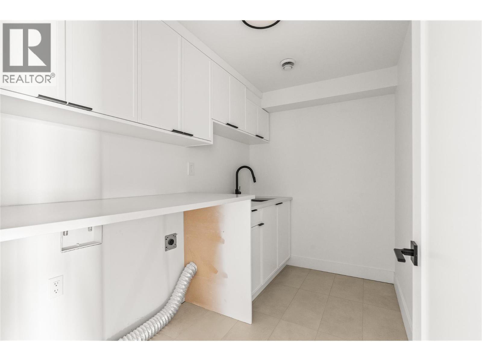 8940 Tavistock Road, Vernon, British Columbia  V1H 2L4 - Photo 44 - 10400281