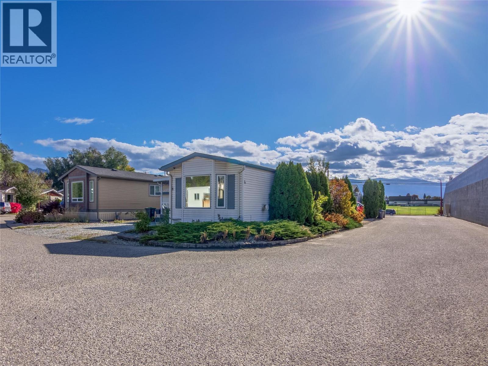 670 Mccurdy Road Unit# 4, Kelowna, British Columbia  V1X 2P5 - Photo 22 - 10400181