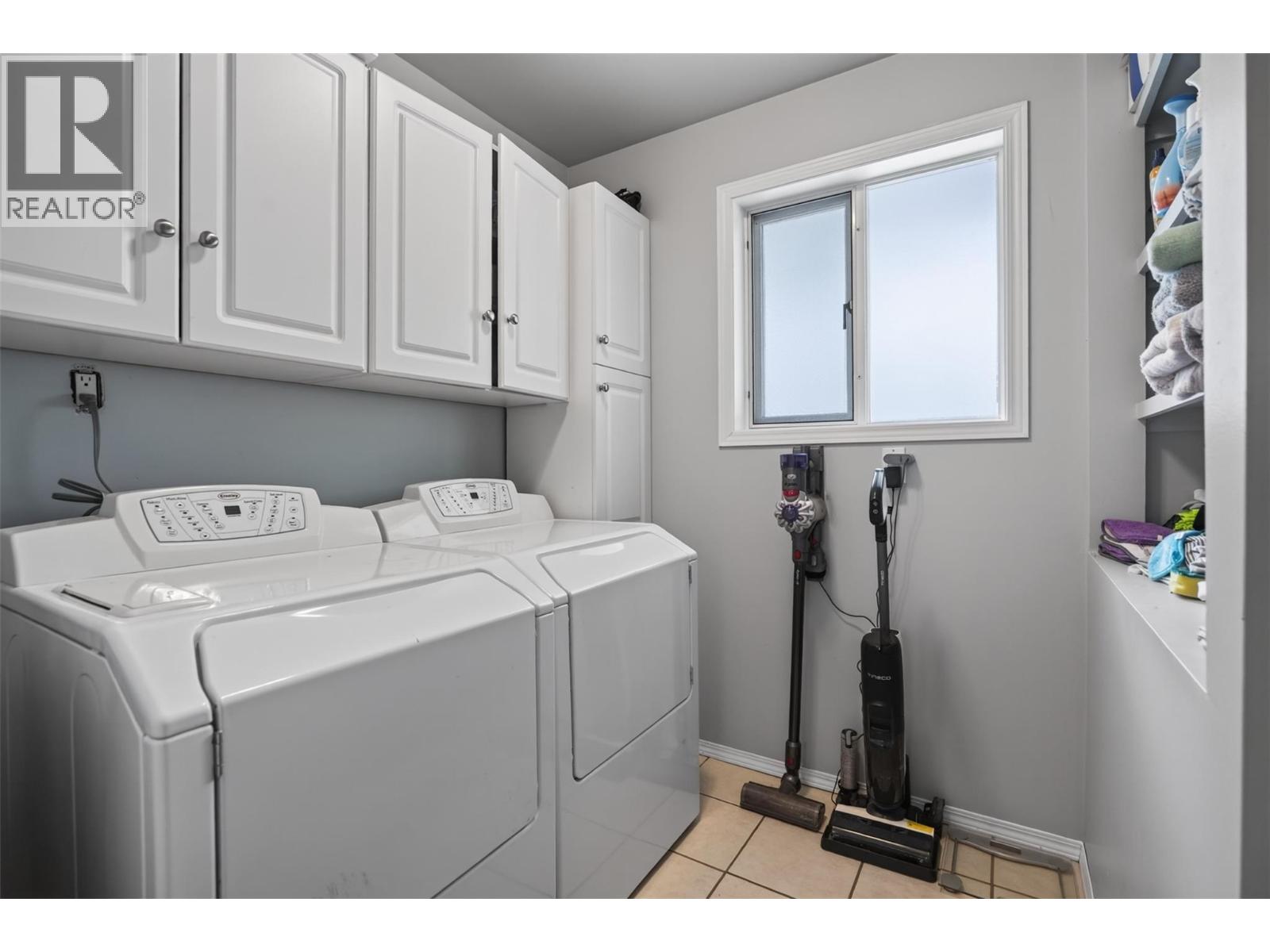 215 Bayview Street, Kaslo, British Columbia  V0G 1M0 - Photo 18 - 10400046